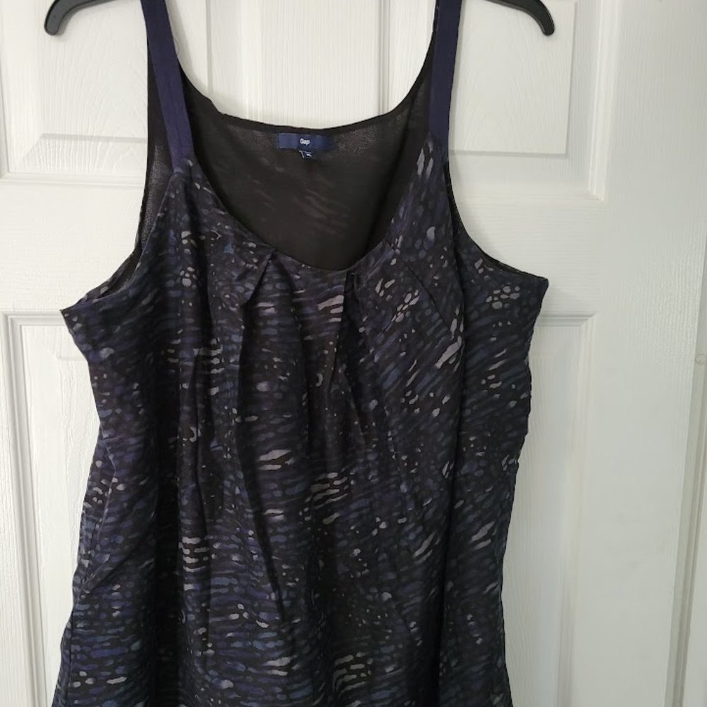 GAP black tunic with pleated‎ neckline Size XL